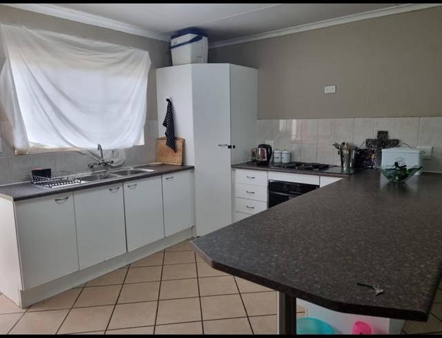 3 BEDROOM TOWNHOUSE FOR SALE IN RUIMSIG